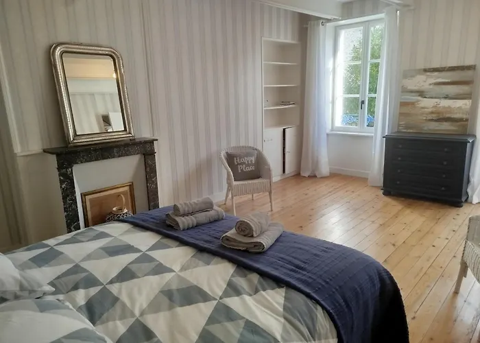 La Du Pecheur غرانفيل