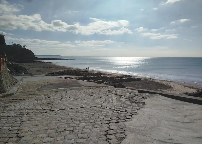 La Du Pecheur Holiday home Granville