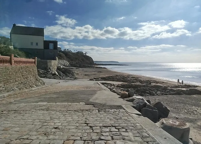 La Du Pecheur * Granville